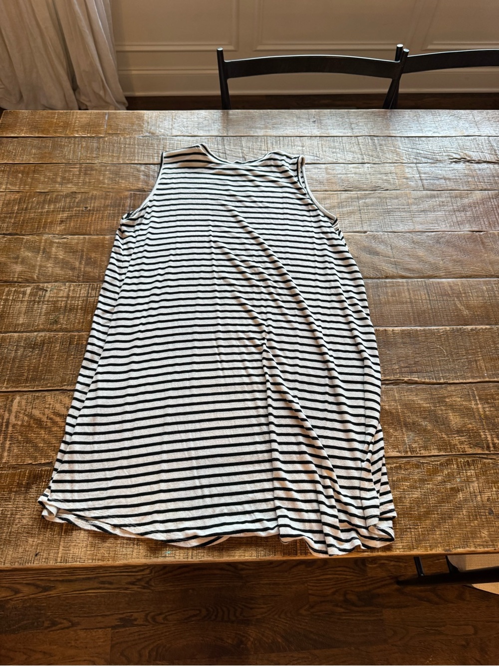Striped Sleeveless Tunic Tank Top - Black & White